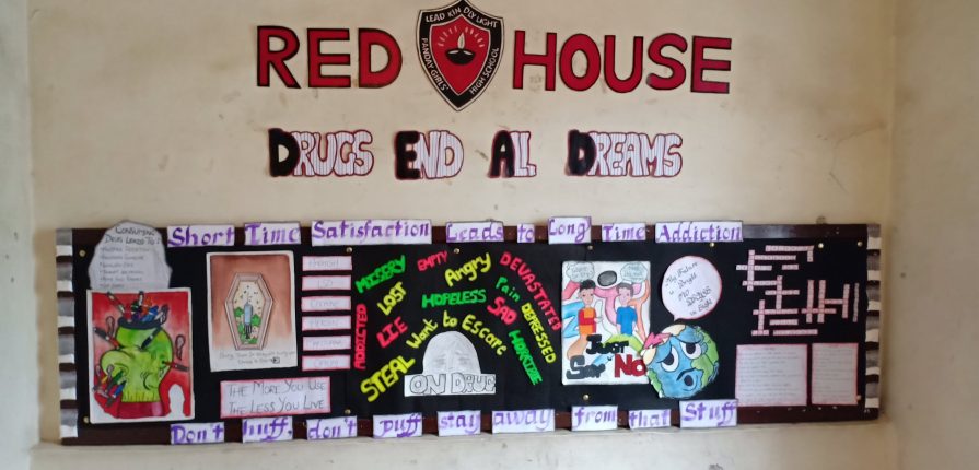 Read more about the article Inter-House Notice Board Project Competition